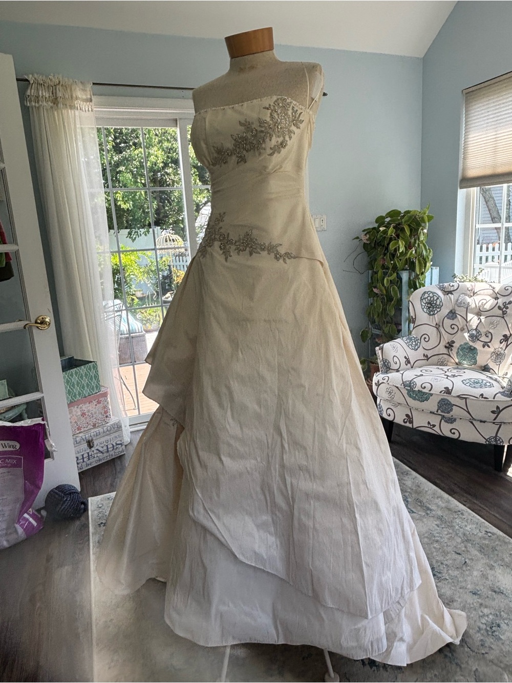 Maggie Sottero Haute Couture Ivory Strapless French Taffeta Wedding Gown - Picture 7 of 13